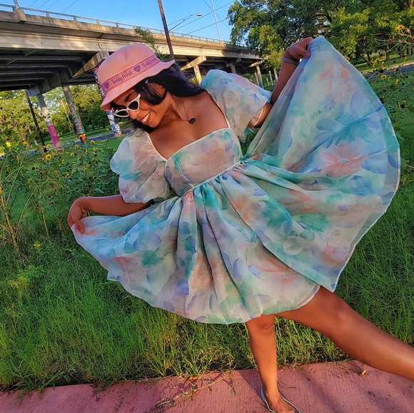 selkie Dresses & Skirts - Selkie Miami Sofa Puff Dress in Seafoam Green